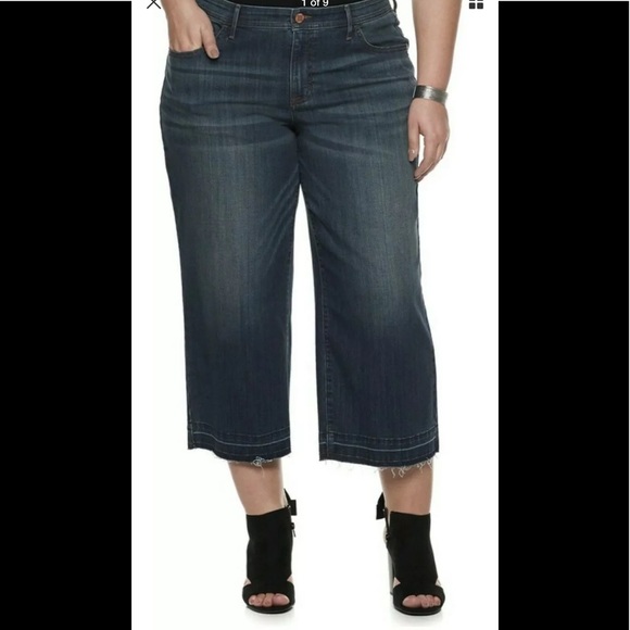 EVRI Women's Plus Size 24W Wide-Leg Crop Jeans - Picture 2 of 8